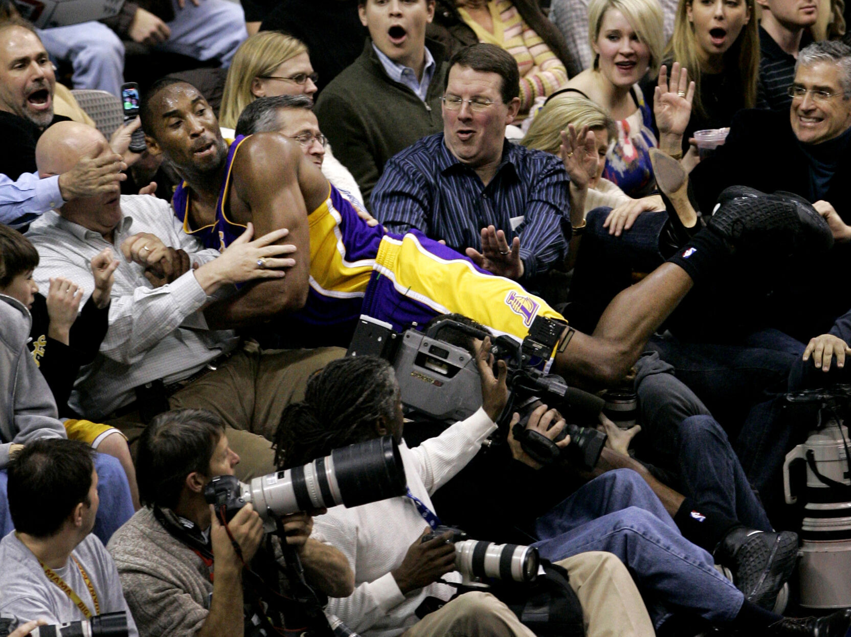 2008